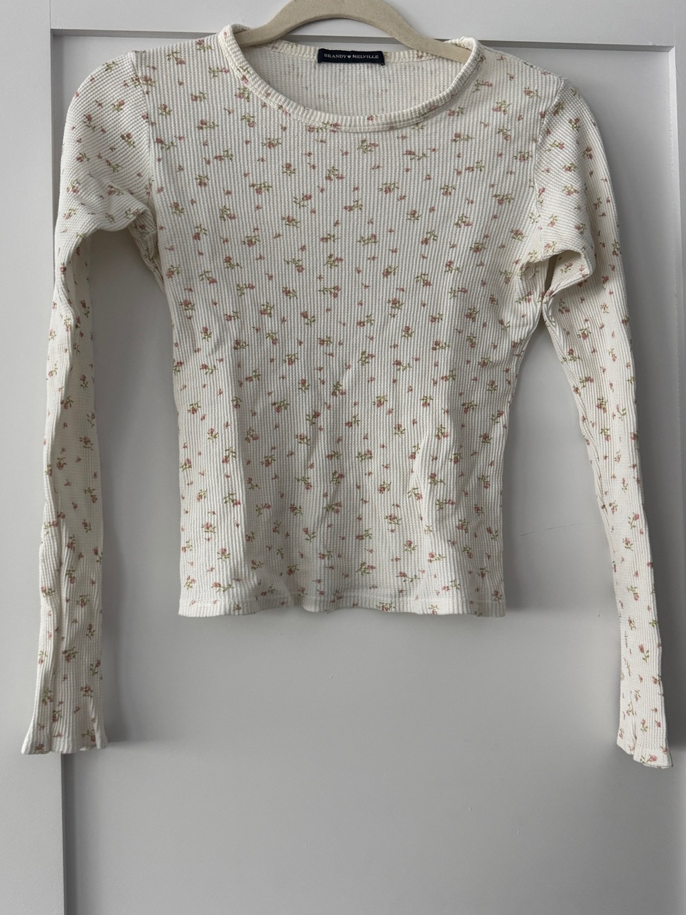 Brandy Melville Cream Floral Ribbed Long Sleeve Tee